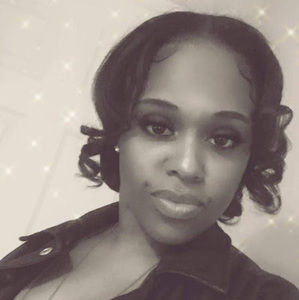 Meet your Posher, Malika